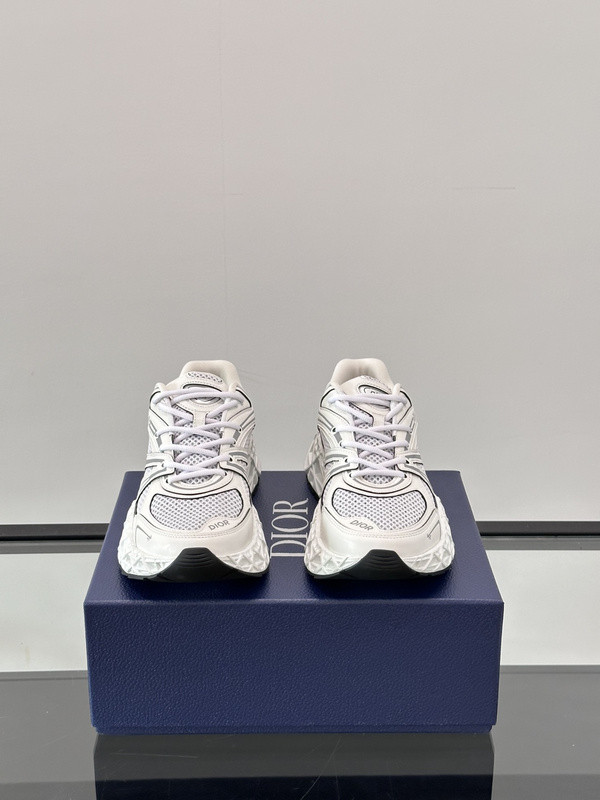 DR B35 NXXT sneaker