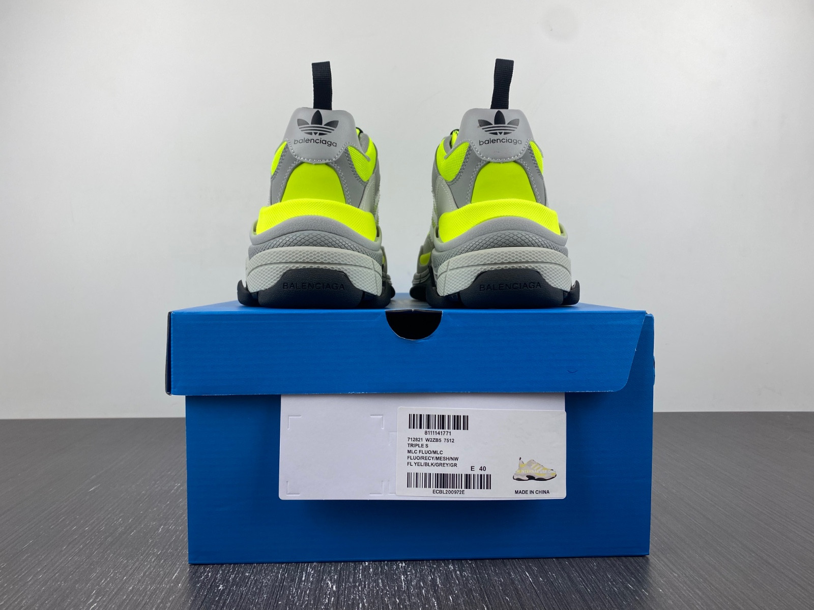 Ba*len*cia*ga triple s 712821 w2zb5 7512