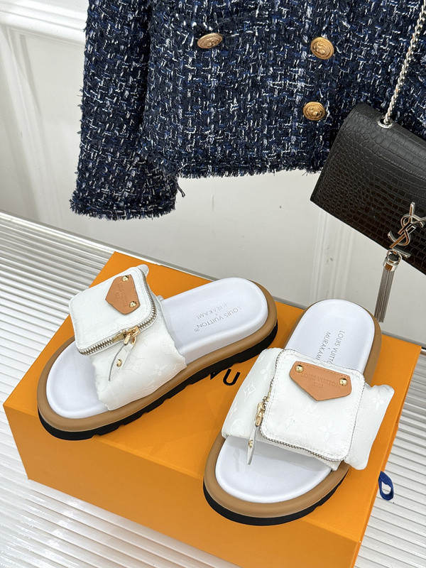 LOU1_TON SLIPPERS