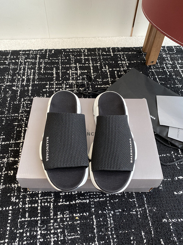 BALENCIAGA SLIDES