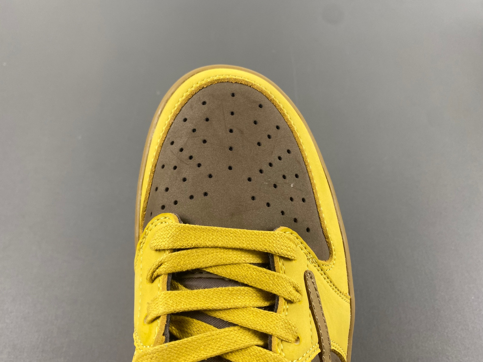 Travis Scott x Air Jordan DM7866-665