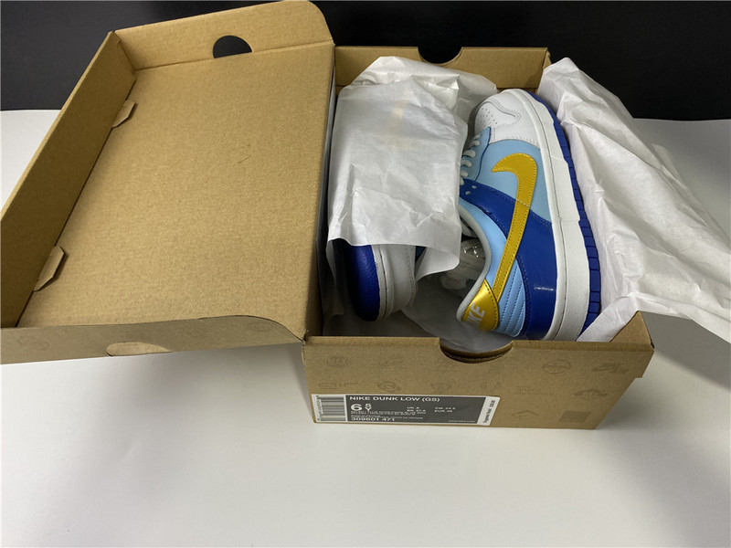 NIKE SB DUNK LOW GS 