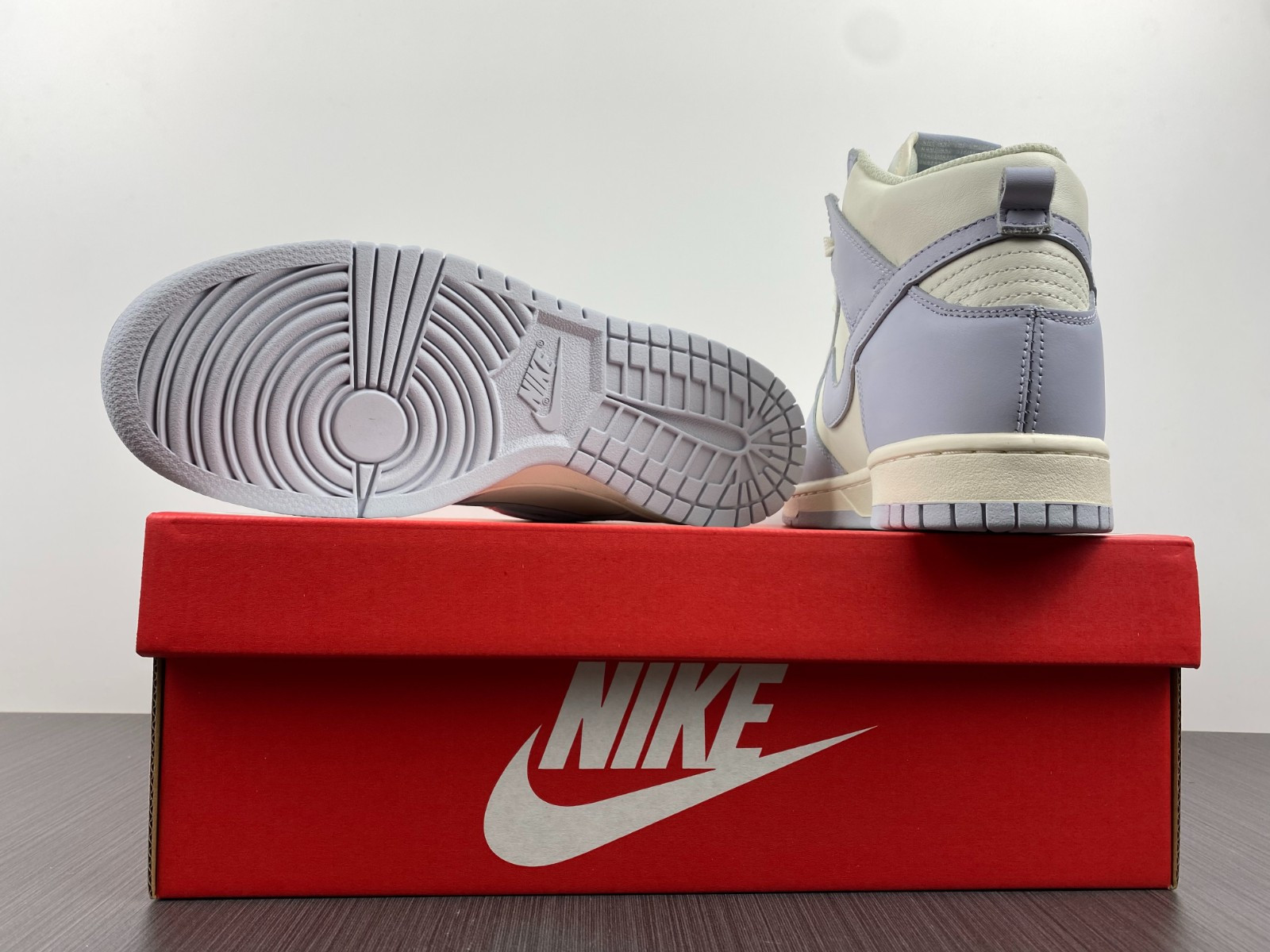 WMNS DUNK HIGH 