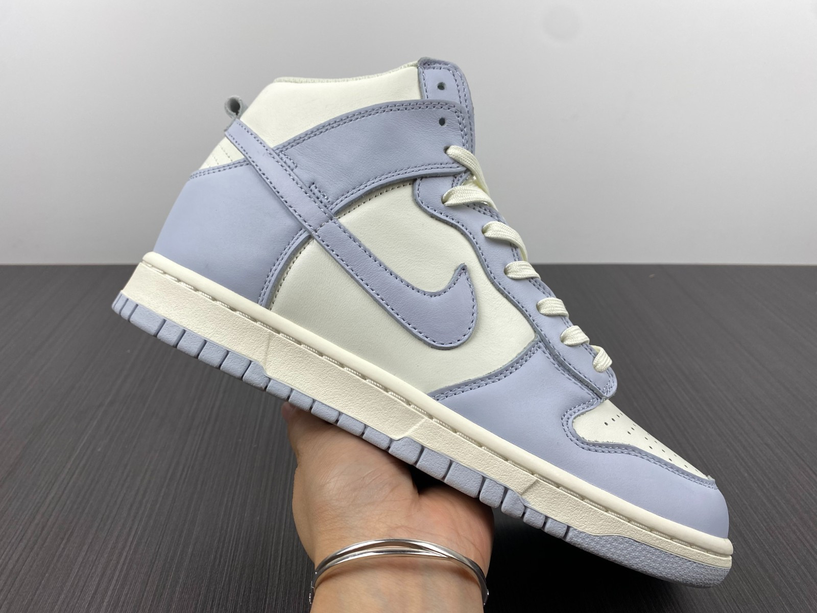 WMNS DUNK HIGH 