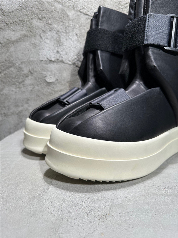 RICK 0WENS SNEAKERS