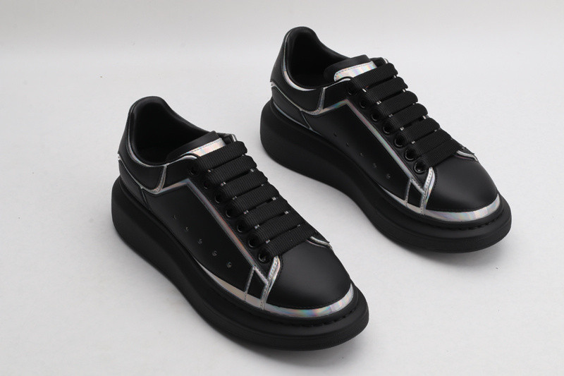 ALEXANDER MCQUEEN SNEAKER