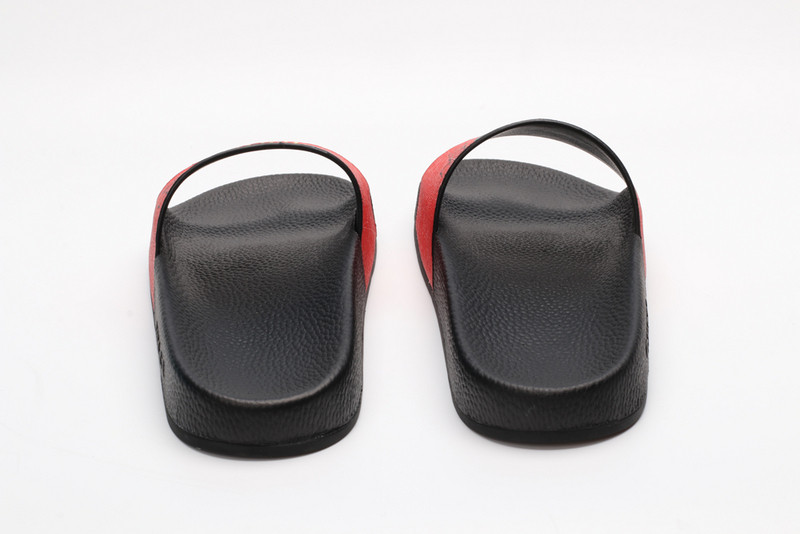 GUC LEATHER SLIDE