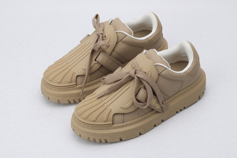 D*or sneakers