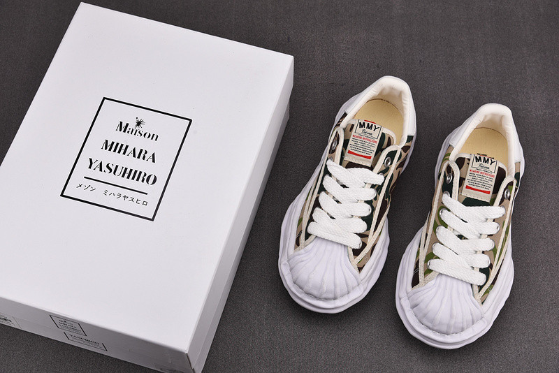 MAISON MIHARA SNEAKERS