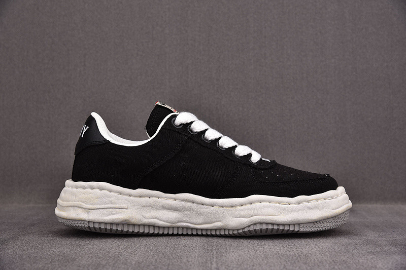 MAISON MIHARA SNEAKERS