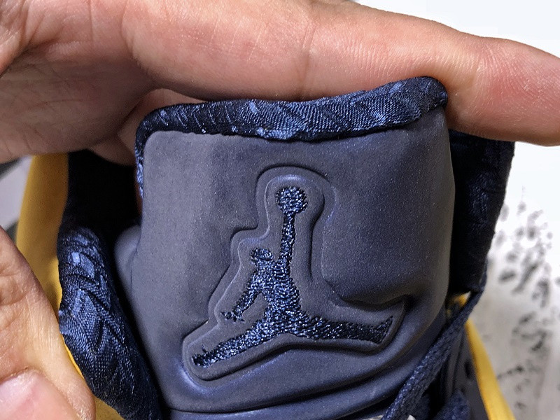 AIR JORDAN 5 RETRO SP 
