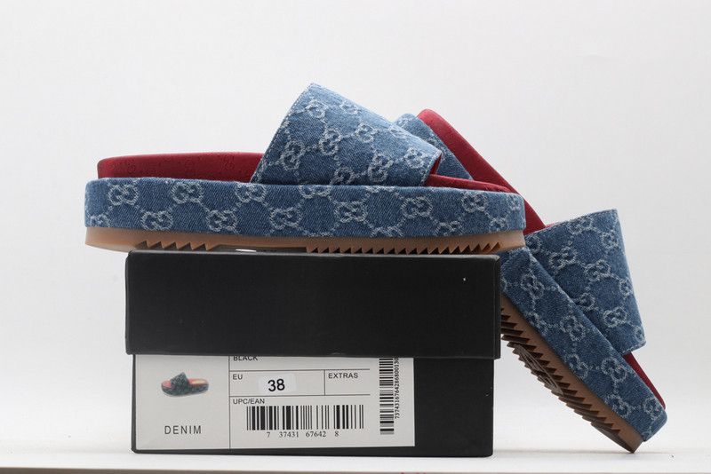 GUC LEATHER SLIDE