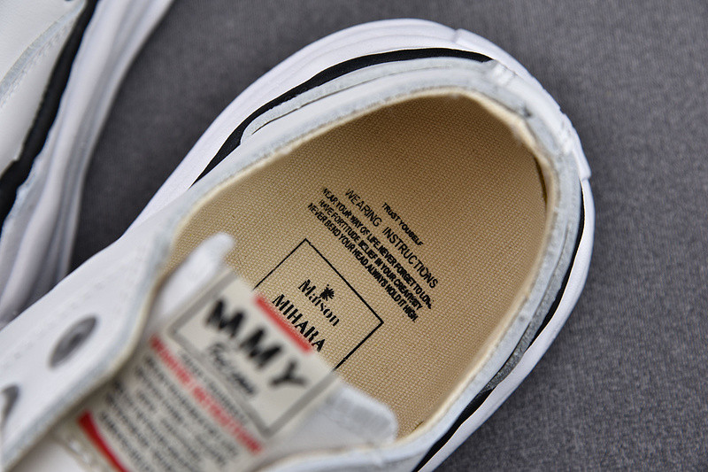 MAISON MIHARA SNEAKERS