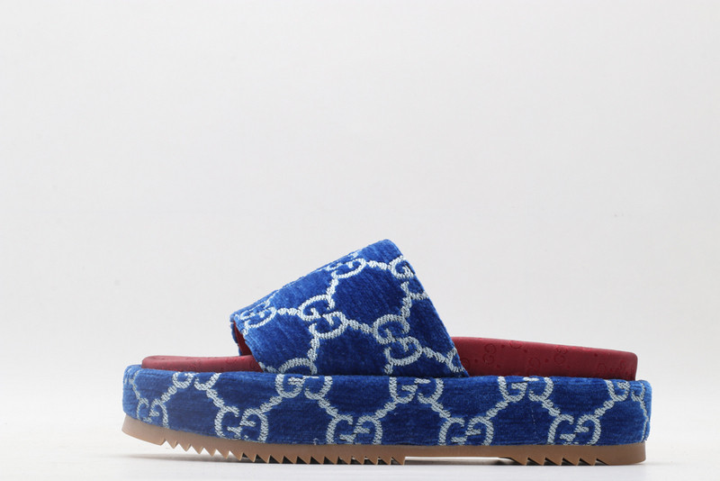 GUC LEATHER SLIDE