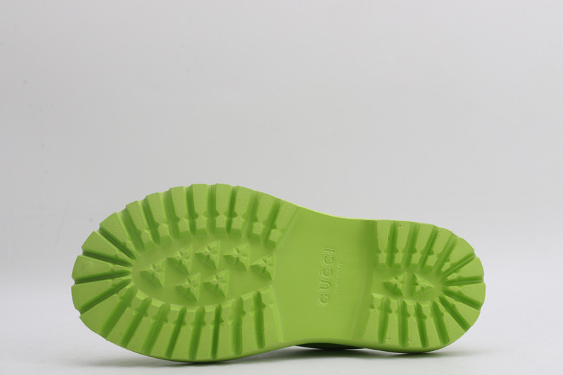 GUC LEATHER SLIDE