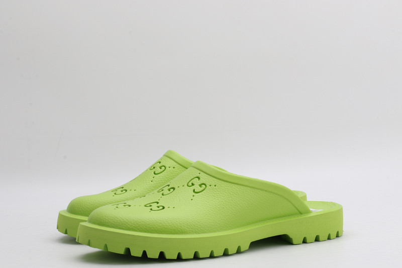 GUC LEATHER SLIDE