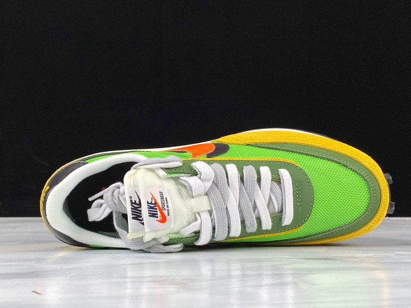 NIKE LD WAFFLE X SACAI GREEN GUSTO BV0073-300