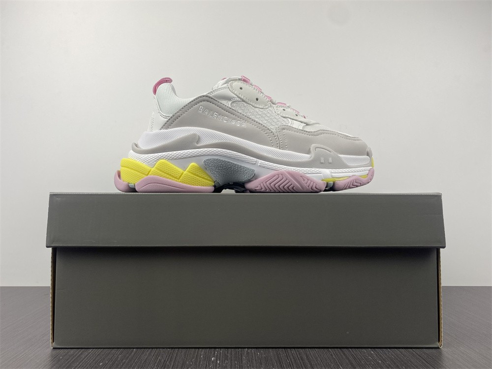 Ba*len*cia*ga triple s 524039 w2fw4 7541