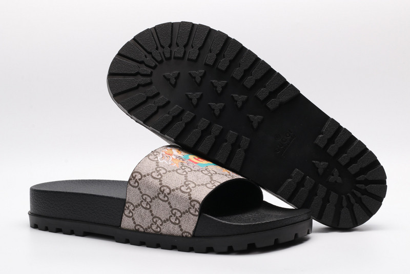 GUC LEATHER SLIDE
