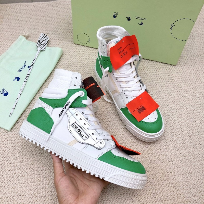 Off-White c/o Virgil Abloh