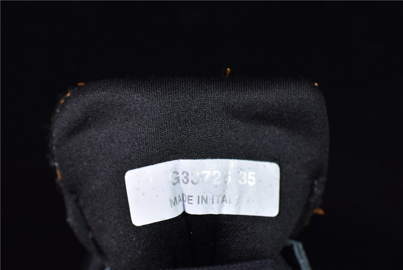 CHA_NEL SNEAKERS