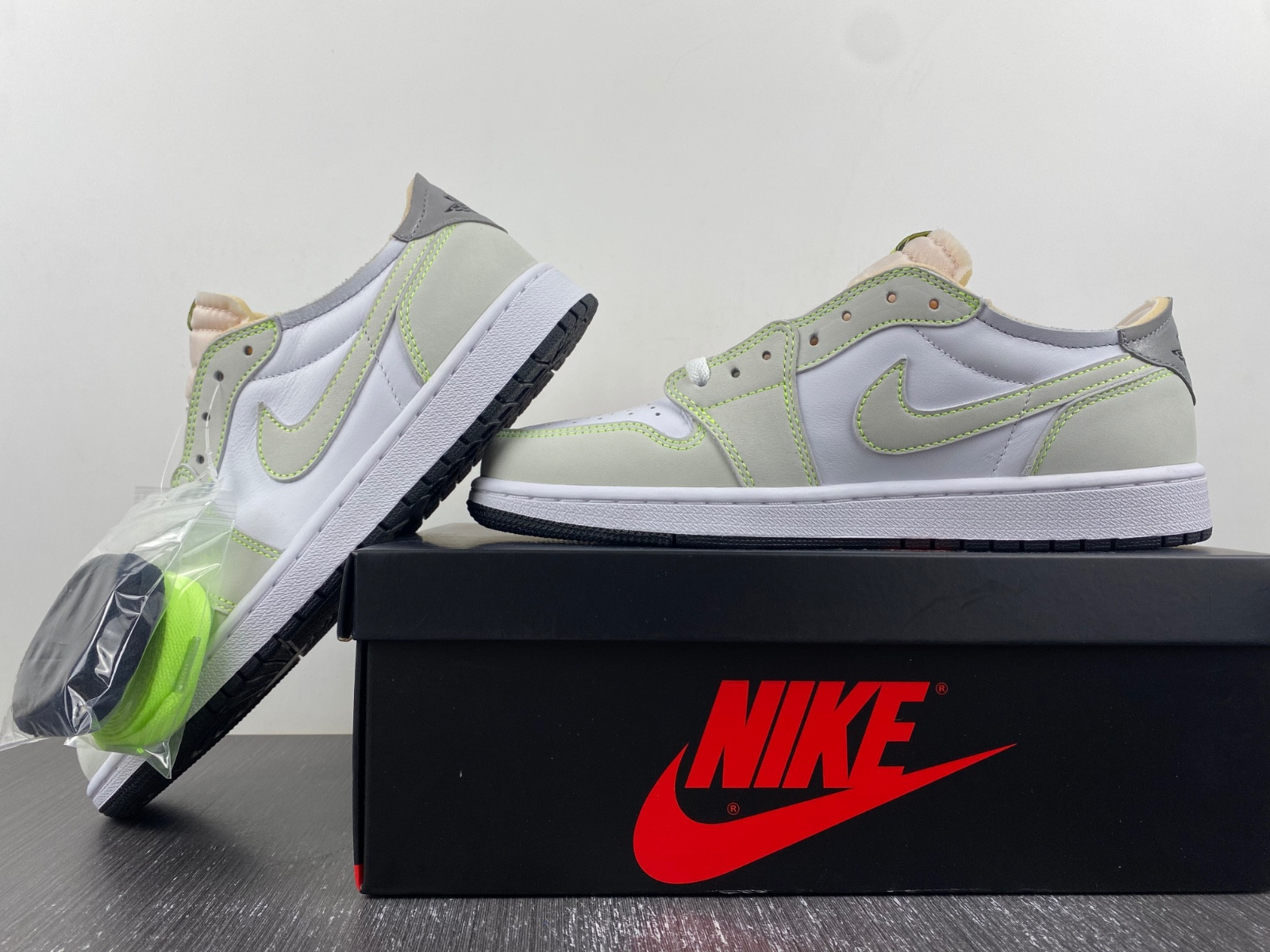 Air Jordan 1 Low OG 