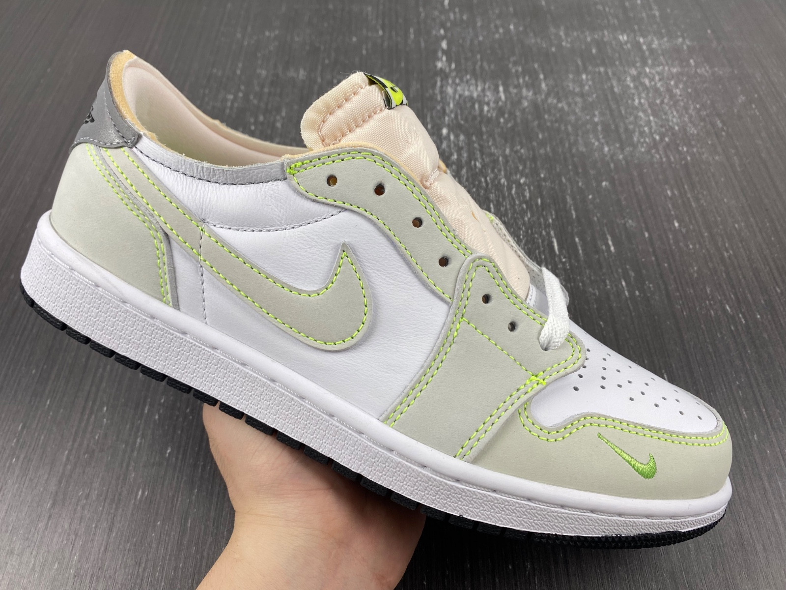 Air Jordan 1 Low OG 