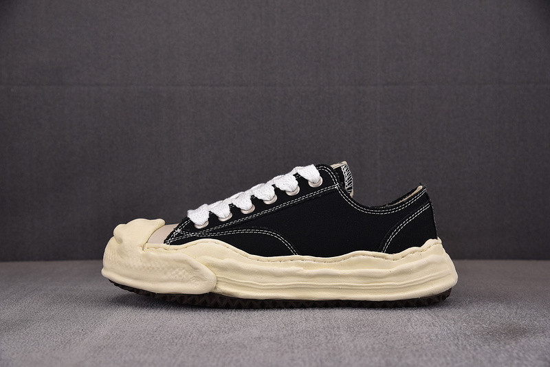 MAISON MIHARA SNEAKERS