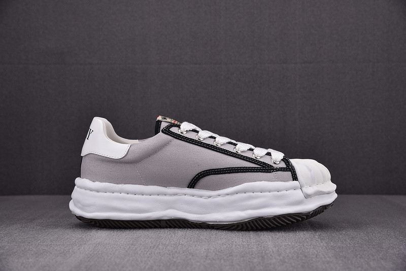 MAISON MIHARA SNEAKERS