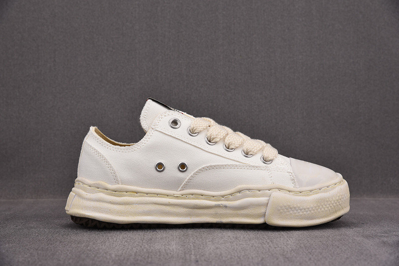 MAISON MIHARA SNEAKERS