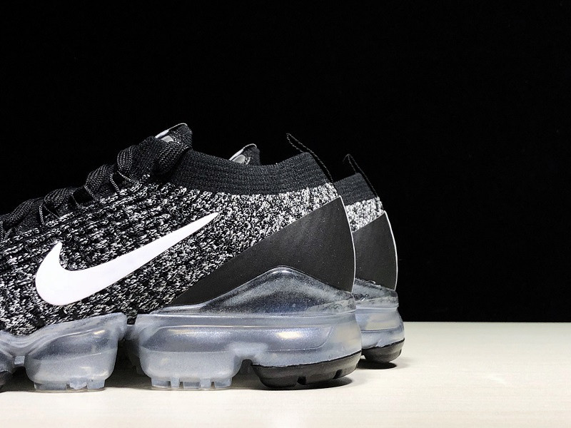 NIKE AIR VAPORMAX FLYKNIT 3 AJ6900-002