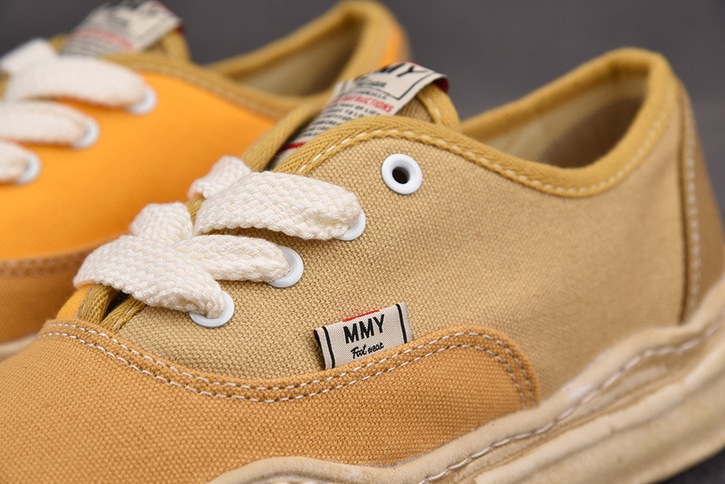 MAISON MIHARA SNEAKERS