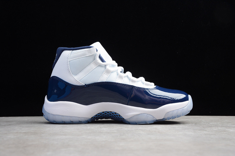 AIR JORDAN 11 RETRO 