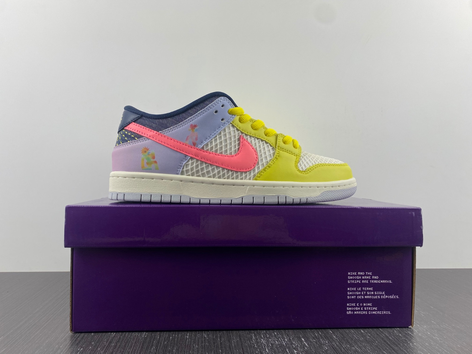 Nike SB Dunk Low Be True DX5933-900