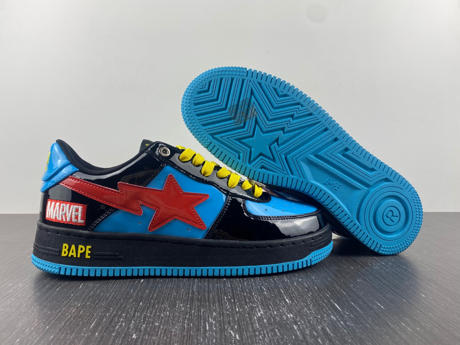 BAPE SNEAKERS