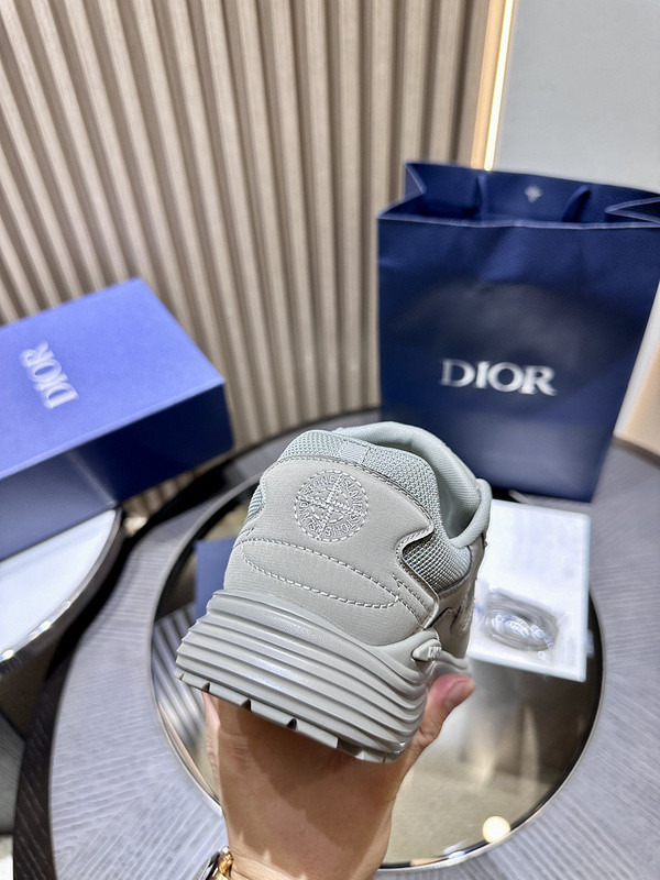 DR B30 SNEAKER