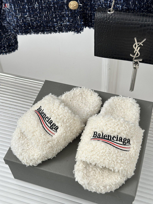BALENCIAGA SLIDES