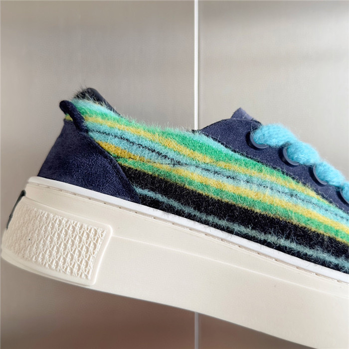 DR B33 SNEAKER