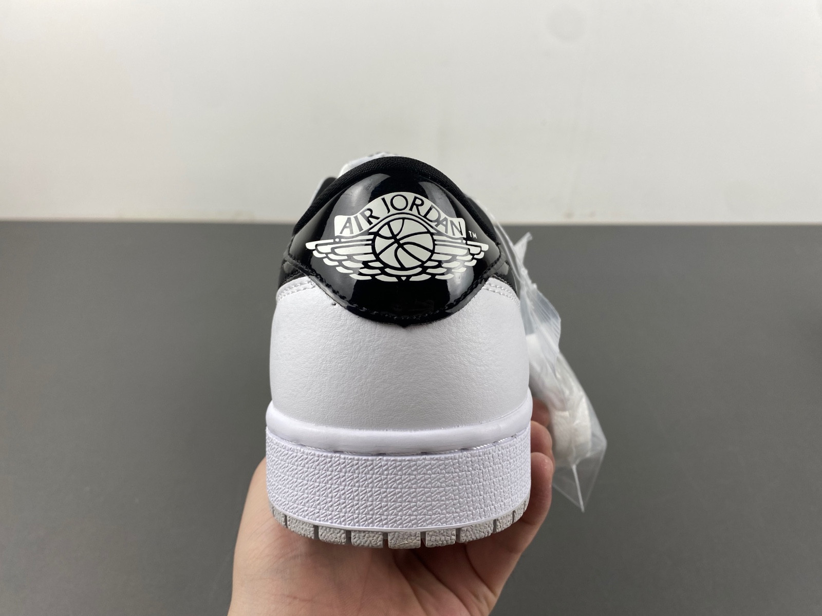 Air Jordan 1 Low 