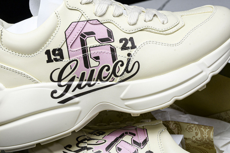 GUCCI SNEAKERS