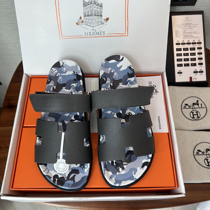 H*rmes Sandals
