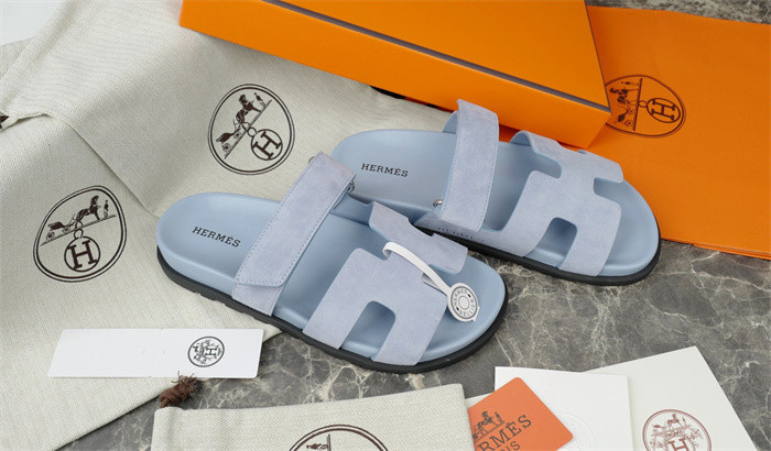 H*rmes Sandals