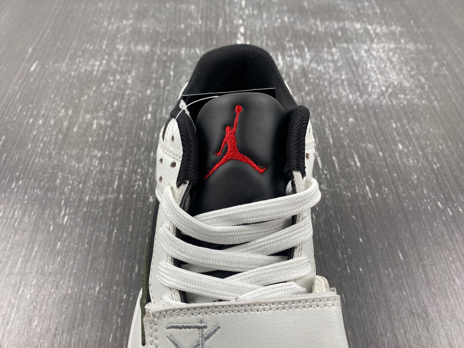 Jordan Jumpman Jack TR Travis Scott FZ8117-100