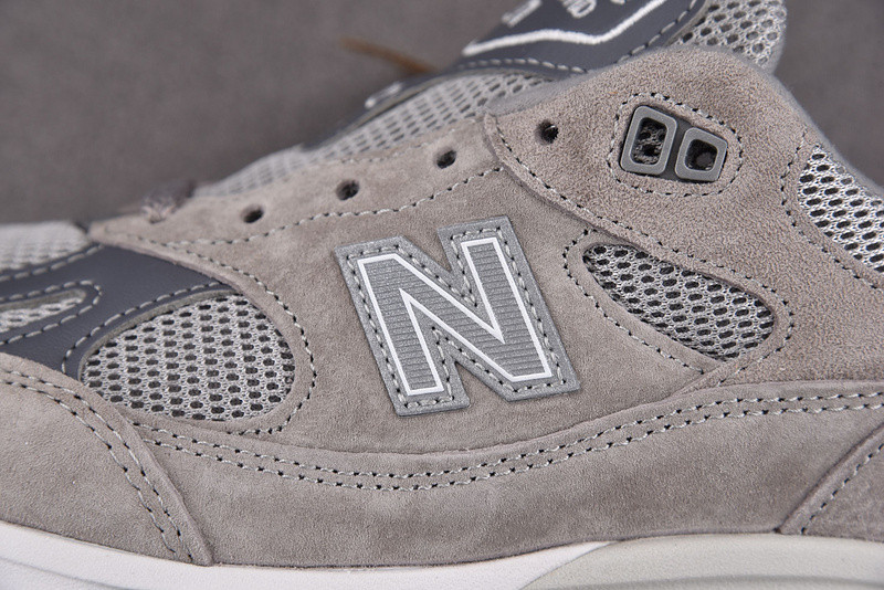New Balance 991v2 Made in England 