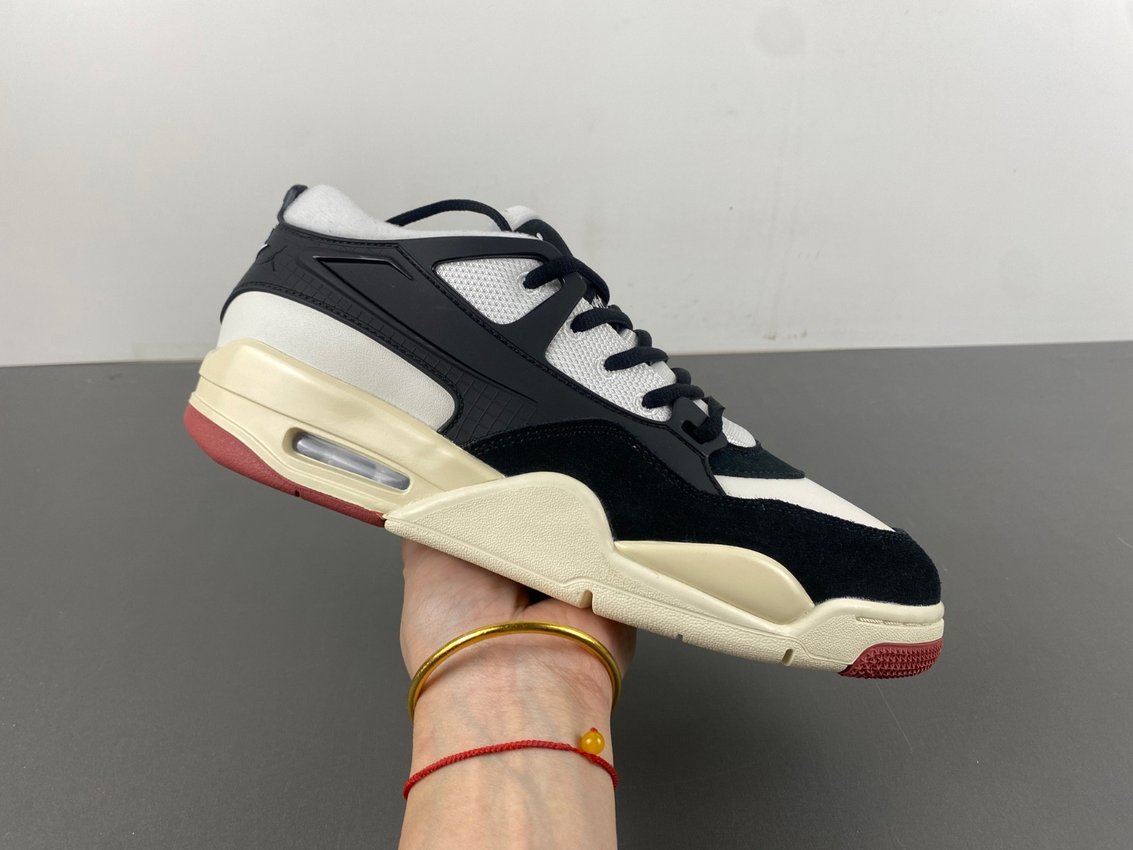 Air Jordan 4 RM 