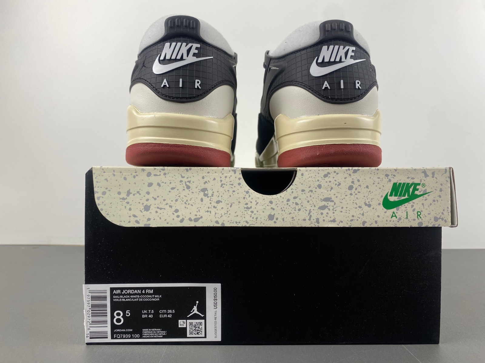 Air Jordan 4 RM 