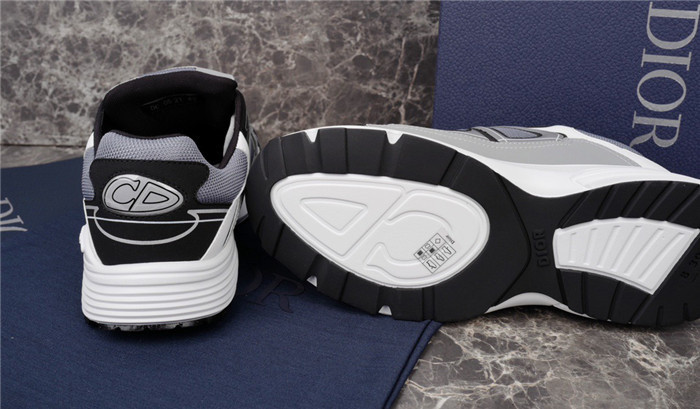 DR B30 SNEAKER