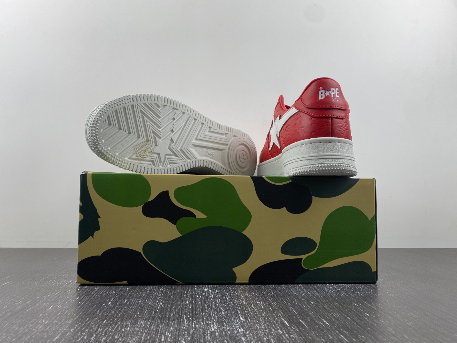 BAPE SNEAKERS