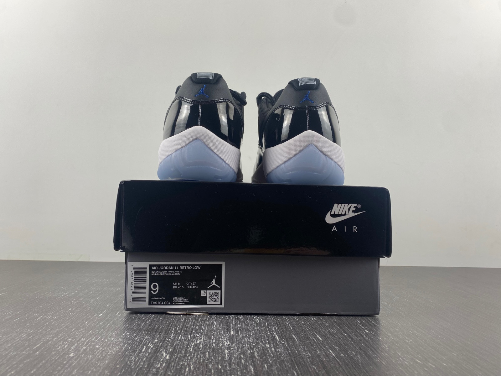 Air Jordan 11 Low 