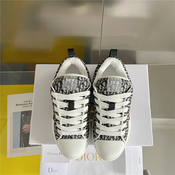 B23 SKATER SNEAKER